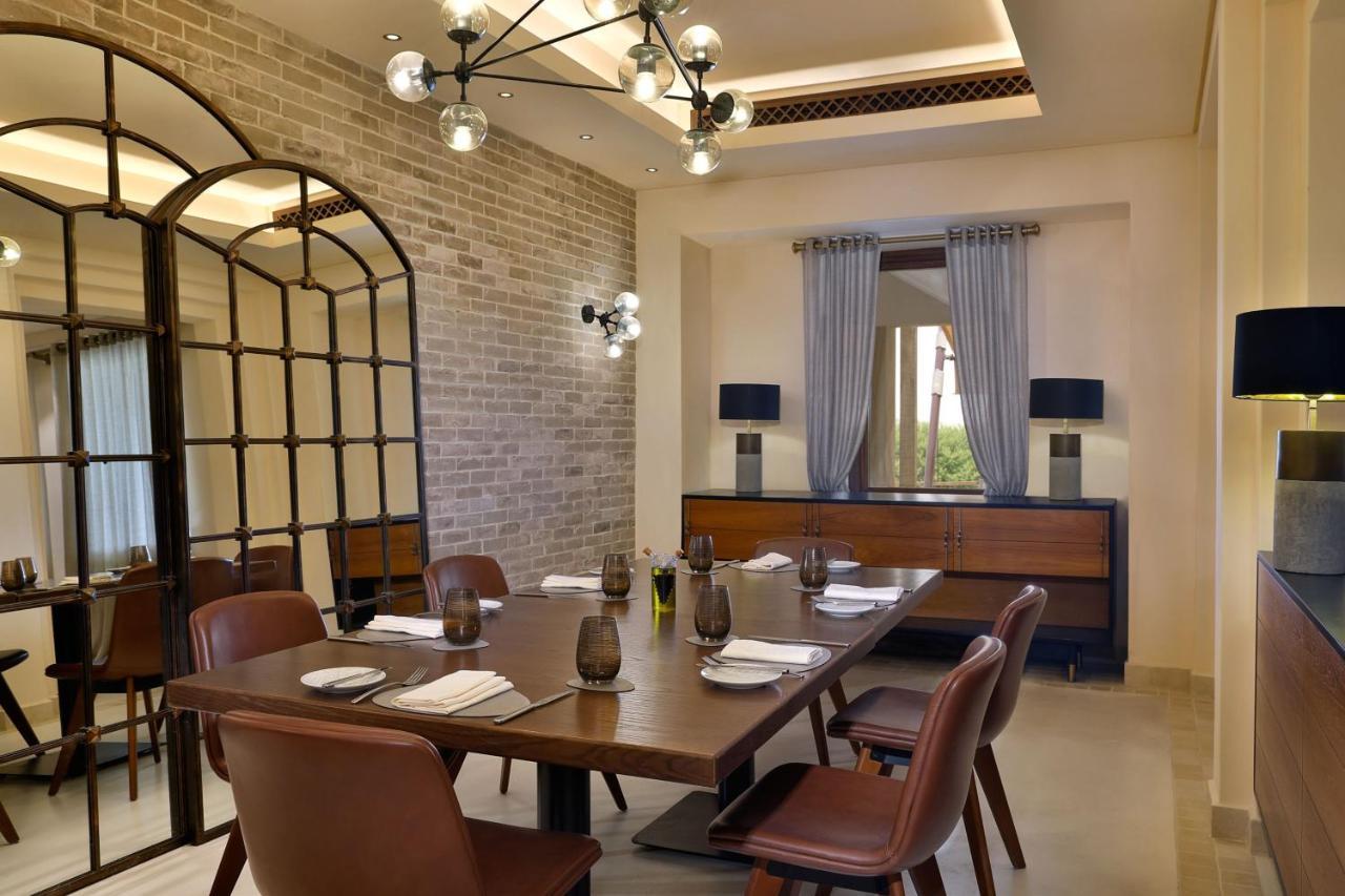 Al Wathba, A Luxury Collection Desert Resort & Spa, 阿布扎比 外观 照片